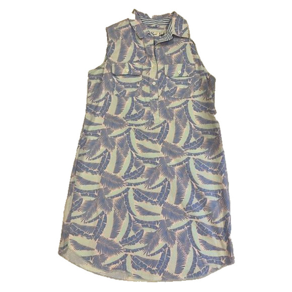 Vineyard Vines Dresses & Skirts - VINEYARD VINES dress!!